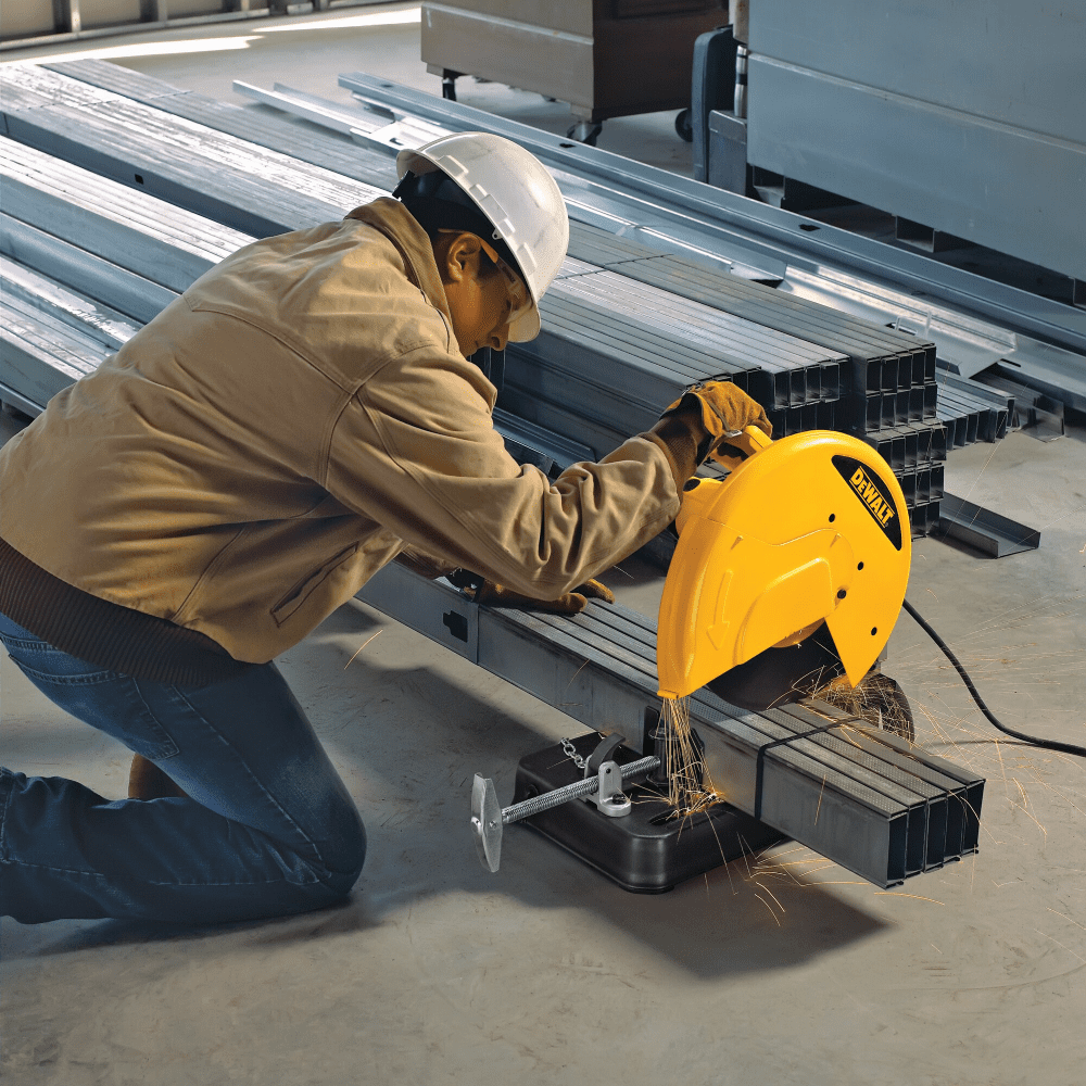 Masina de debitat metale cu disc abraziv DeWalt D28710 Masina de debitat metale cu disc abraziv DeWalt D28710