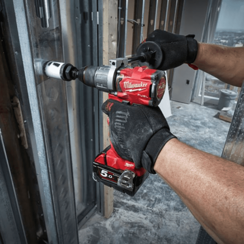 Masina de gaurit/infiletat cu 2 acumulatori Milwaukee M18 FDD2-502X Masina de gaurit/infiletat cu 2 acumulatori Milwaukee M18 FDD2-502X