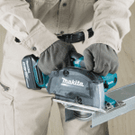 Debitator de metale Makita DCS552Z