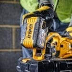 Masina de gaurit la unghi cu 2 trepte de viteze DeWalt DCD470N