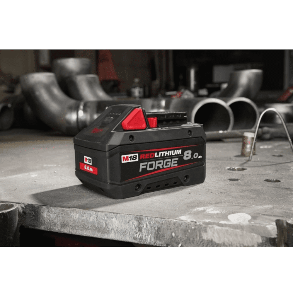 Set 2 acumulatori si incarcator Li-Ion 8Ah Milwaukee M18 FORGENRG-802DBSC Set 2 acumulatori si incarcator Li-Ion 8Ah Milwaukee M18 FORGENRG-802DBSC