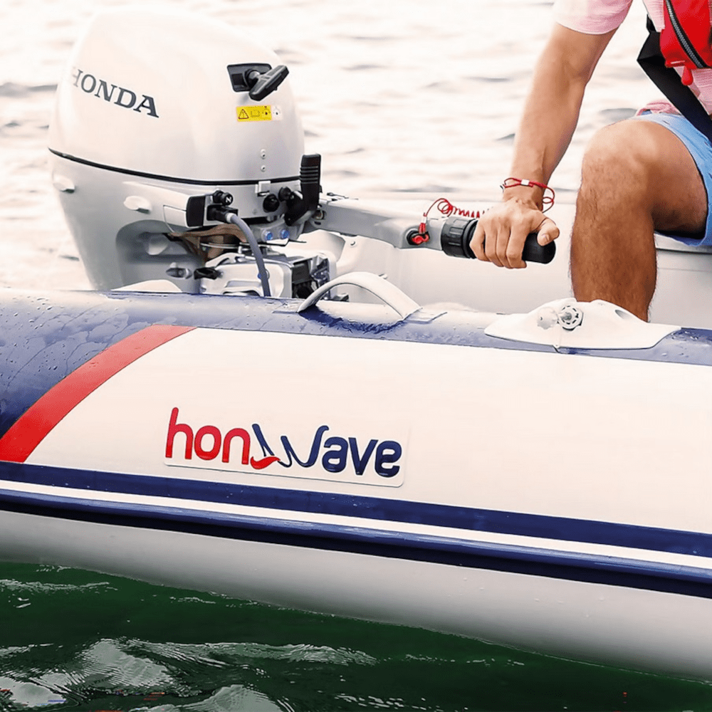 Barca pneumatica cu podina de inalta presiune Honda Honwave T32-IE3 Barca pneumatica cu podina de inalta presiune Honda Honwave T32-IE3
