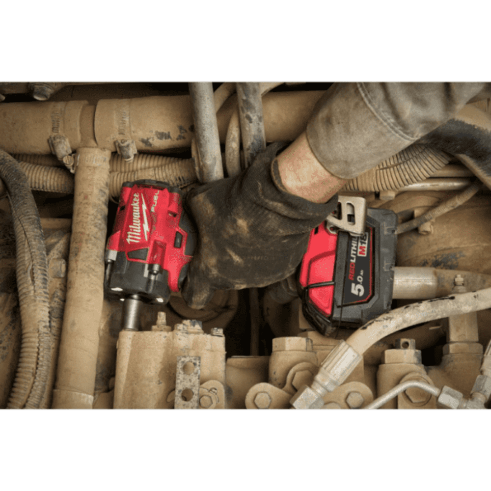 Masina de insurubat cu impact fara acumulatori Milwaukee M18 FIW2F12-0 Masina de insurubat cu impact fara acumulatori Milwaukee M18 FIW2F12-0